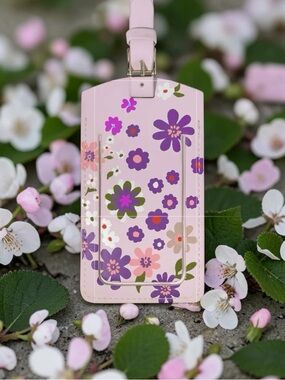 Kate Spade luggage tag vegan leather, “pacific petals” NWT not from outlet